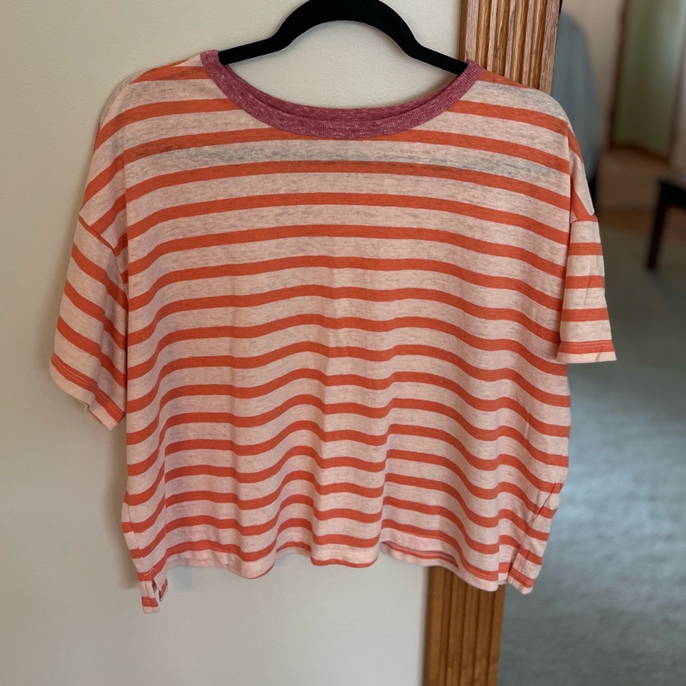 3/$25 🍭 Old Navy striped tee